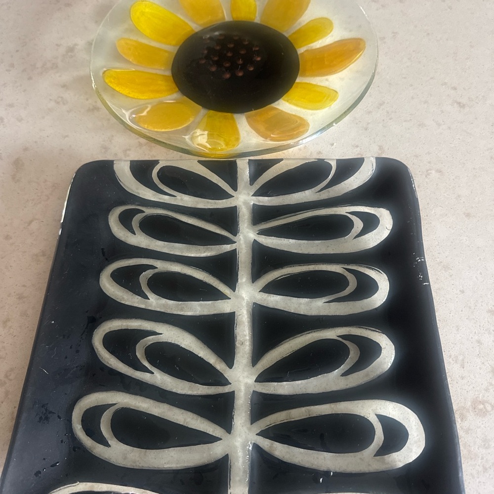 Silvestri Black and Yellow Ceramic Art Plates